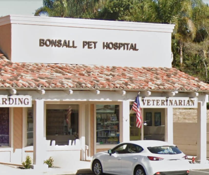 Neighborhood Vet Hospital Bonsall exterior